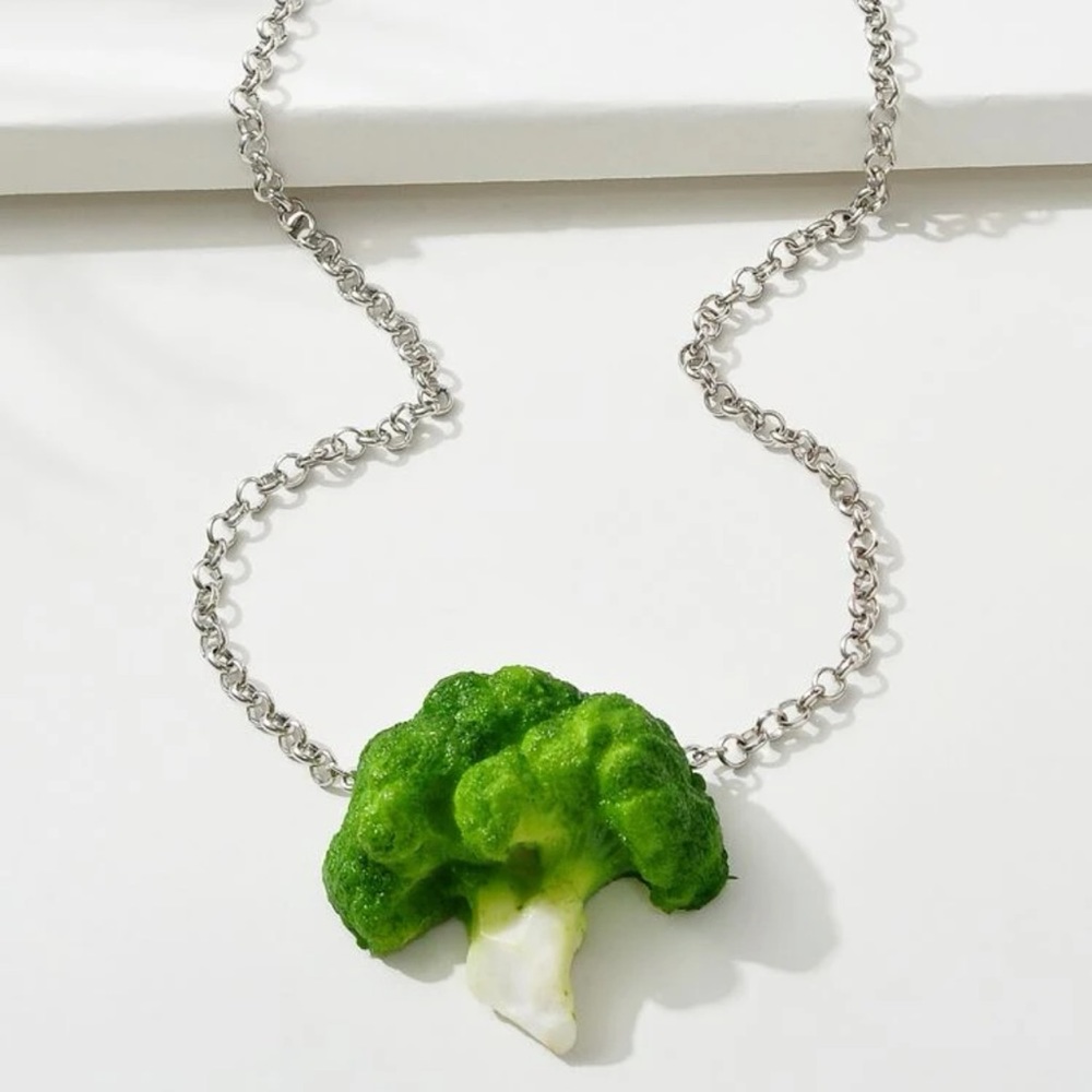 🥦 Awesome 3D 3 Dimensional Broccoli Vegetable Chainlink Necklace 🥦 - Picture 3 of 3